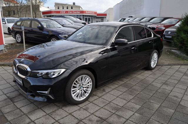 BMW 330e Lim. Hybrid Luxury Line LED NAV Schiebedach