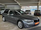 BMW 525 d Touring xDrive *AHK*SHZ*PAN*PDC*BX*TEM* - BMW 525 in Leipzig
