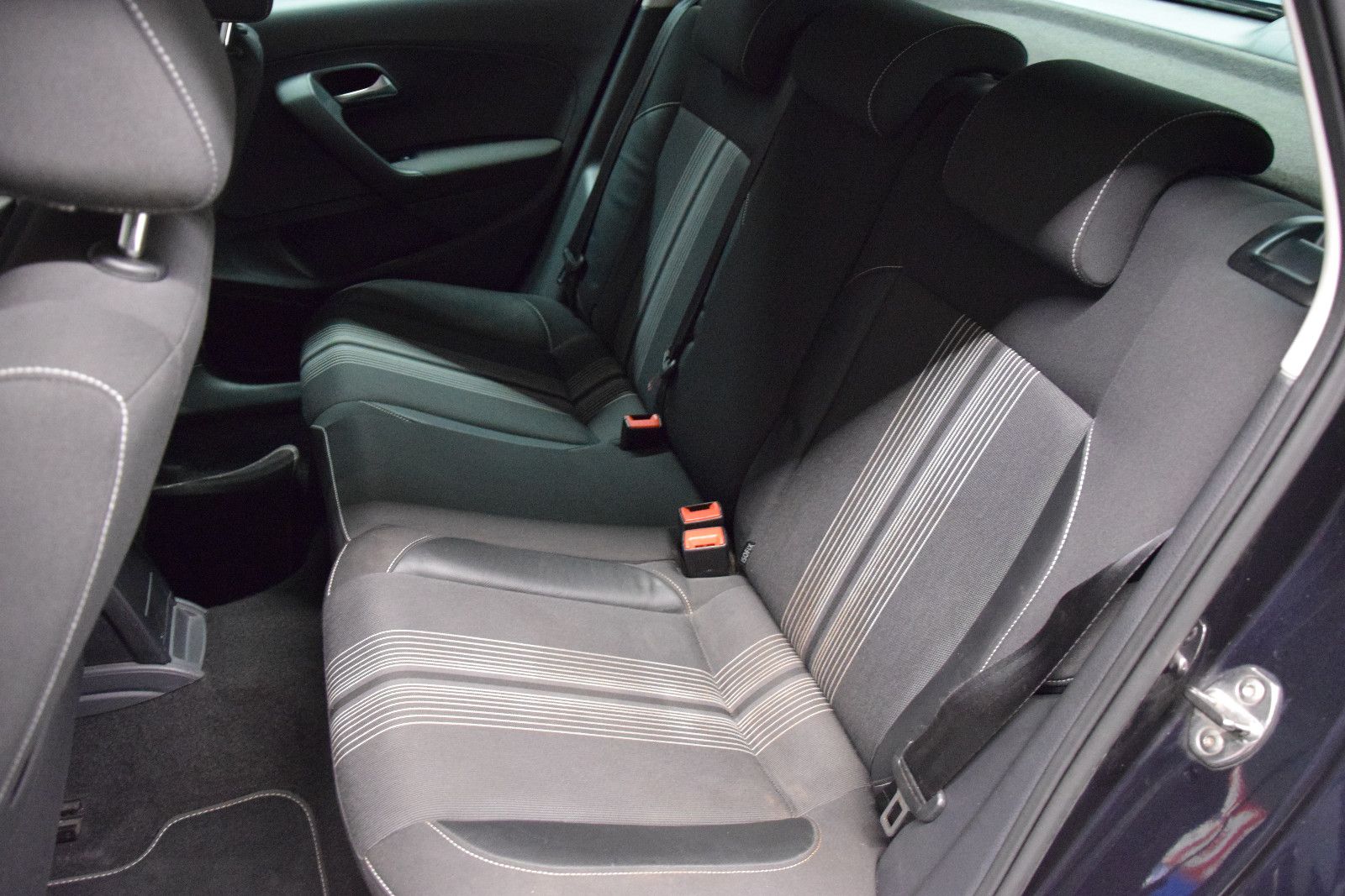 Fahrzeugabbildung Volkswagen Polo V Match Sitzheizung Climatronic PDC