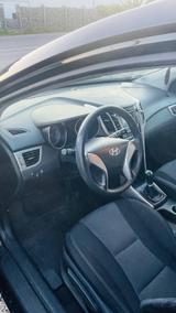 Hyundai blue Classic*1 HAND*KLIMA*TÜV*Scheckheftge* - Hyundai i30 Classic mit Diesel-Antrieb