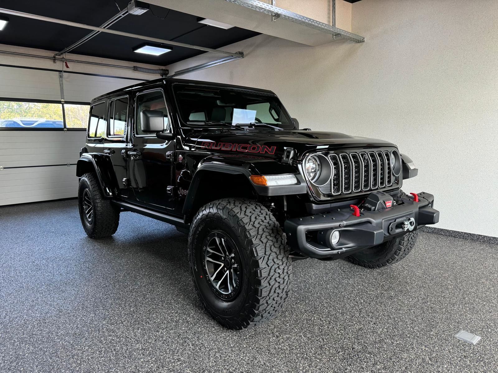 Fahrzeugabbildung Jeep RUBICON X 3.6L-V6-CAM-35"-AHK-HT
