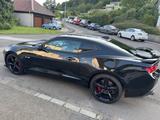 Chevrolet Camaro V8 6.2 - Gepfl. Garagenfahrzeug - Chevrolet Camaro: 6.2