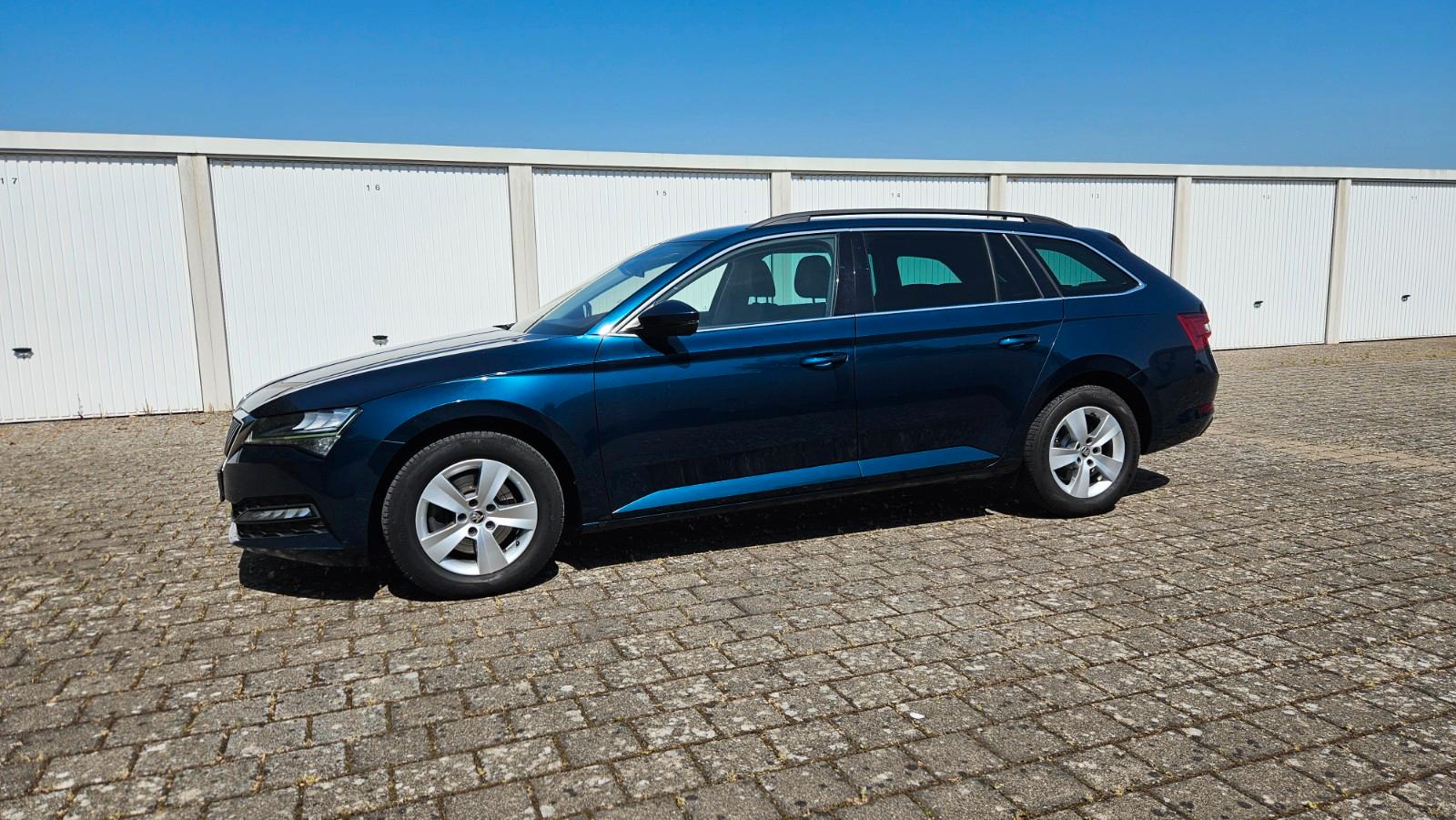 Skoda Superb 2.0 TDI SCR DSG SPORTLINE Combi