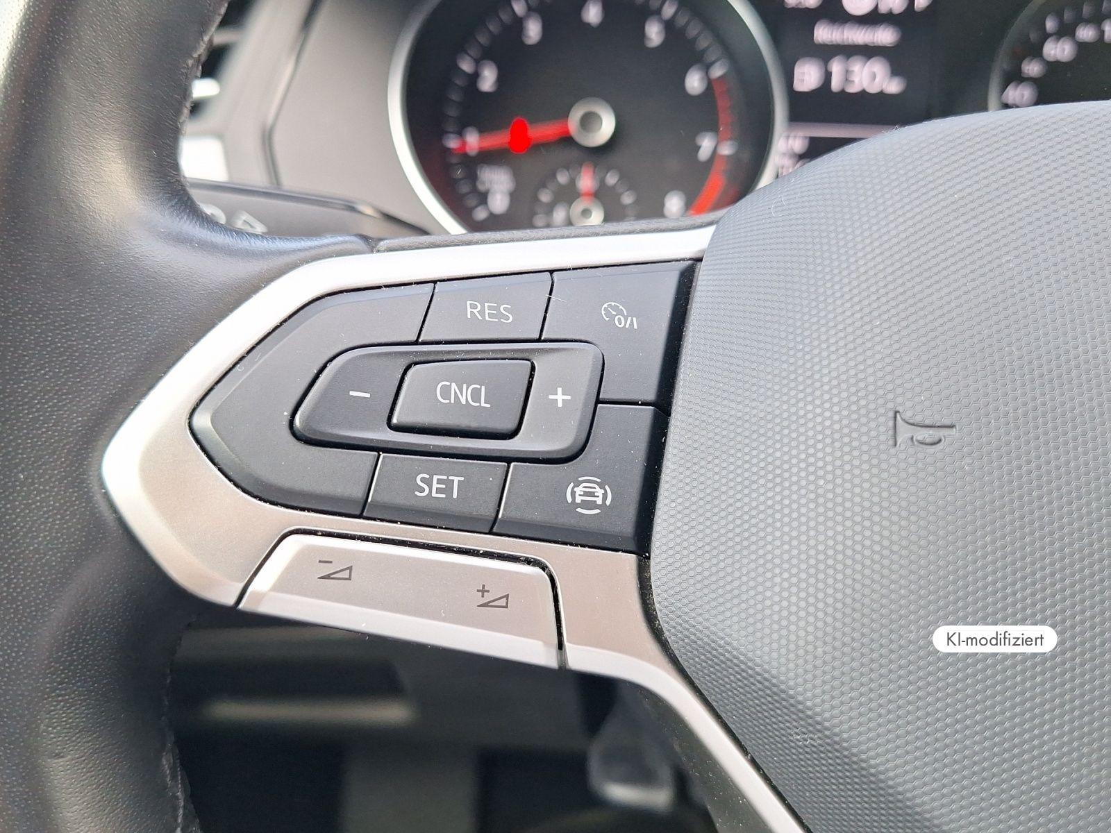 Volkswagen Passat Variant CONCEPTLINE 1.5 TSI DSG LED NAVI 