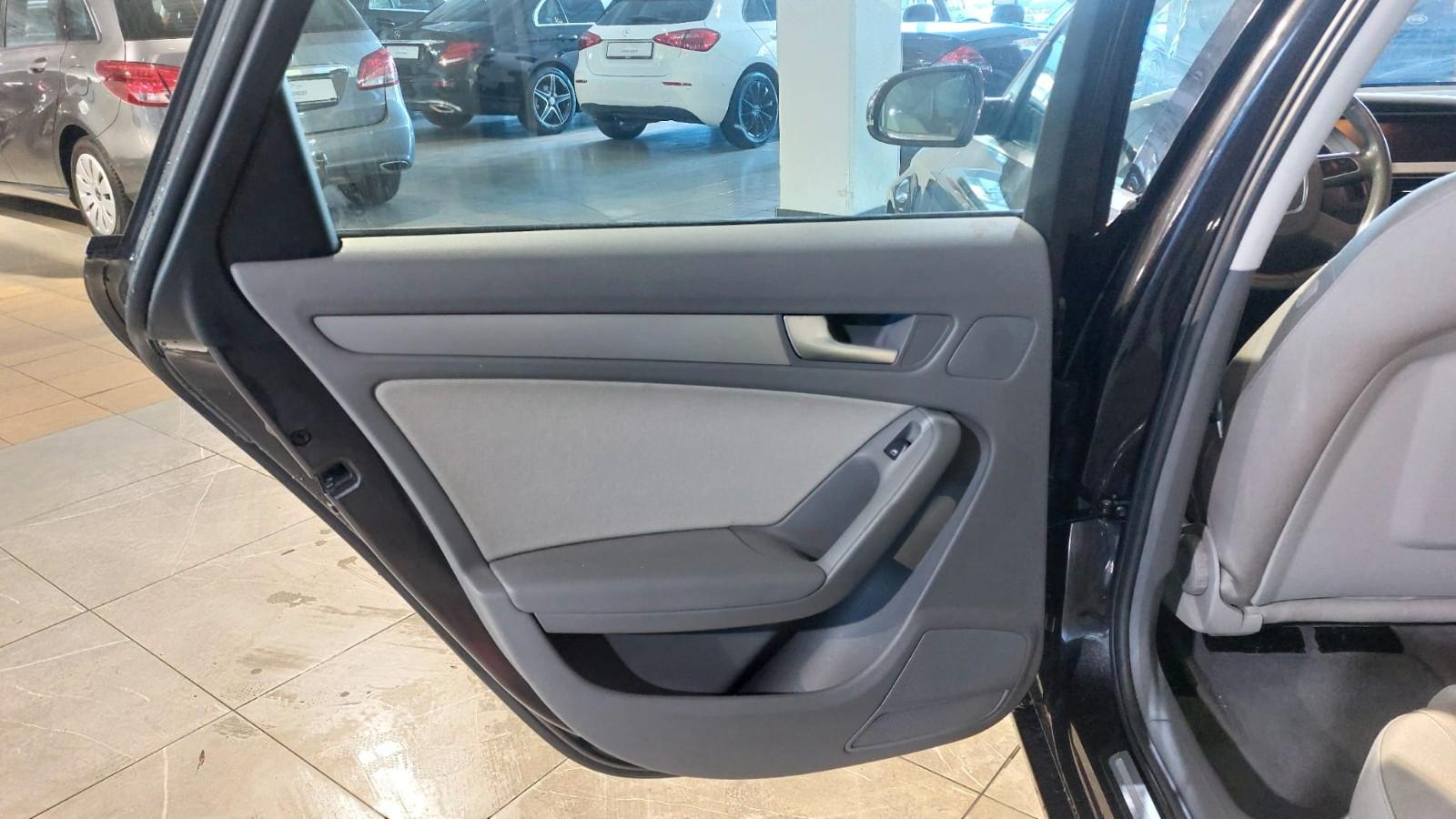 Audi A4 Lim. Ambiente *Erst 98tkm*Automatik*PDC*