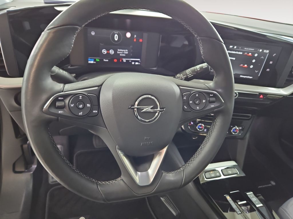Fahrzeugabbildung Opel Mokka-e Elegance