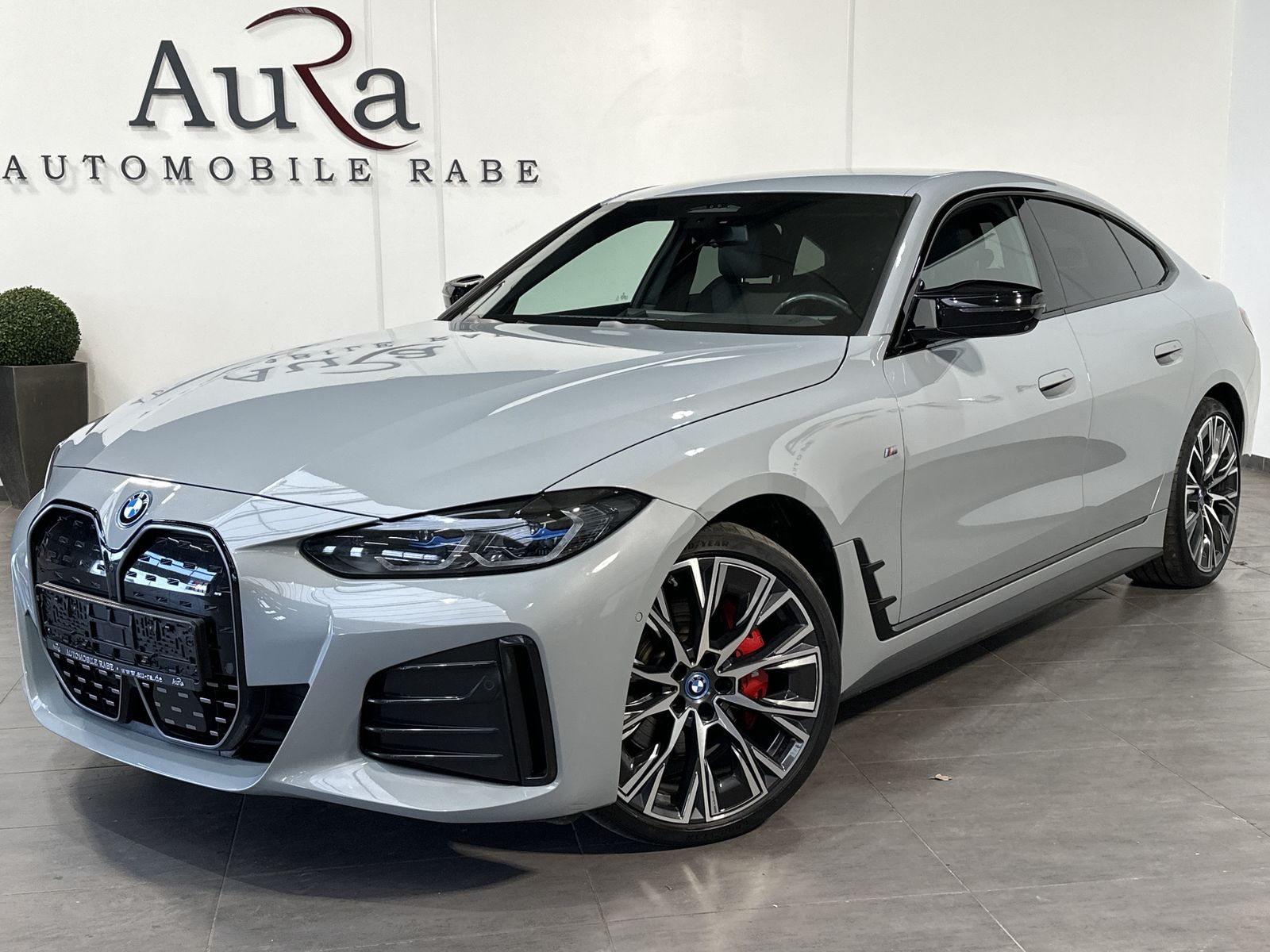 Fahrzeugabbildung BMW i4 M50 Gran Coupé NAV+LASER+360°+ACC+20ZOLL+H&K