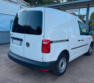 Volkswagen Caddy - 3