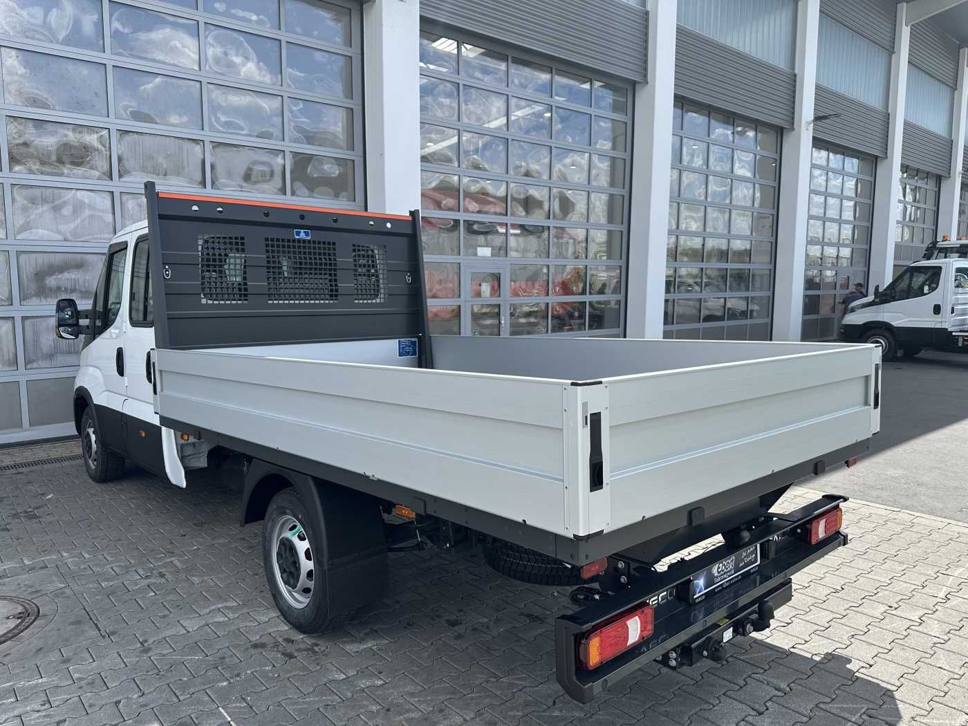 Fahrzeugabbildung Iveco Daily 35S16 H 3.0L *R3.750mm*AHK*Automatik* 2x