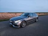 Mercedes-Benz C 63 AMG T Burmester I HUD I 360° I Nano I Perf. - Mercedes-Benz C 63 AMG aus 2017