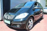 Mercedes-Benz A 180 AVANTGARDE KLIMA NAVI SITZHEIZUNG 2.Hd - Mercedes-Benz A 180 Gebrauchtwagen in Essen