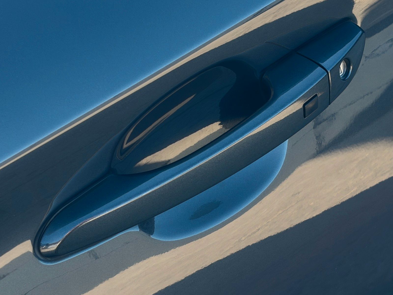 Fahrzeugabbildung Hyundai KONA E Trend SHZ LHZ LKA LFA ACC KRELL CarPlay