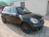 MINI Mini Cooper S Countryman 2.0 SD - MINI Countryman Serie mit Halbautomatikschaltung