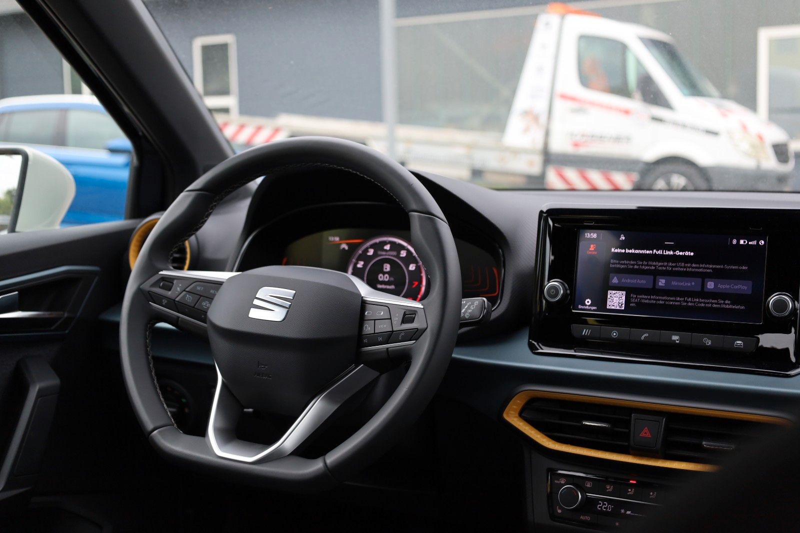 Fahrzeugabbildung SEAT Arona 1.0  Xperience *SHZ *Full-Link *LED