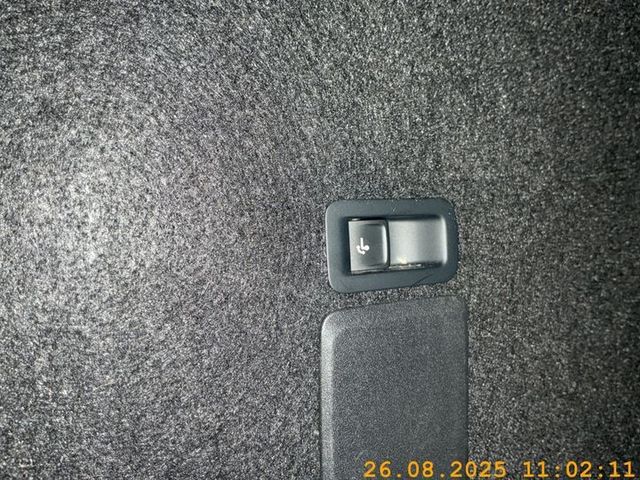 Leon Sportstourer 1.5 eTSI*AHK*NAVI*SHZ*