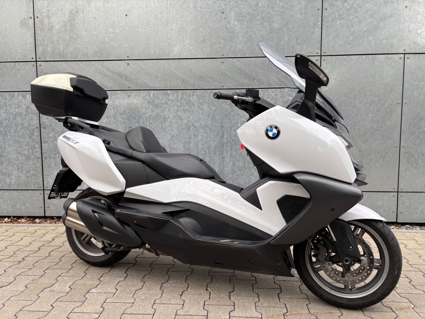 Fahrzeugabbildung BMW C 650 GT Highline-Paket BMW Topcase