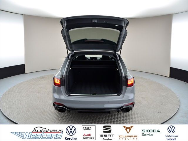 Fahrzeugabbildung Audi RS4 Avant 2.9 TFSI 331kW qu. Navi LED RS Sportab
