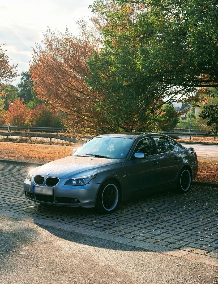BMW 525
