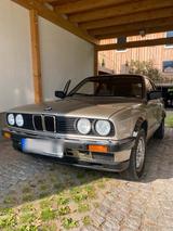 BMW E30 318i Oldtimer 68000km TÜV neu - BMW: E68