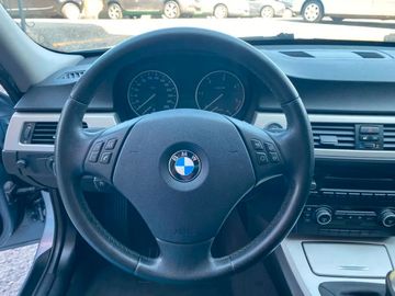 BMW 320 - 11