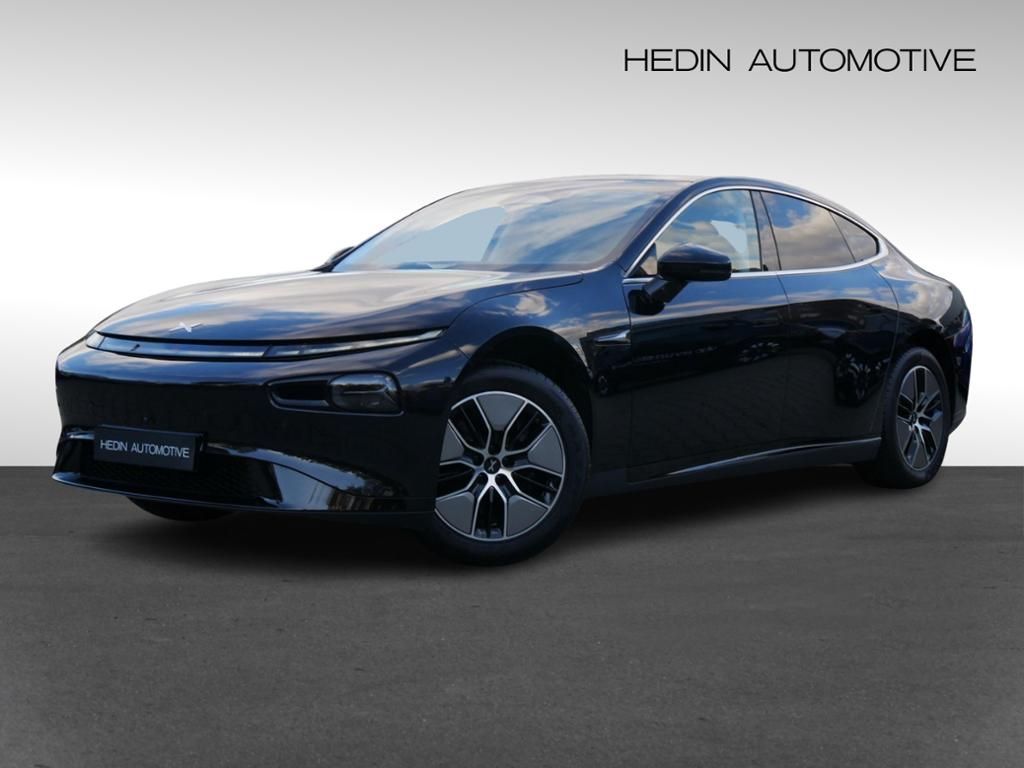 XPENG P7