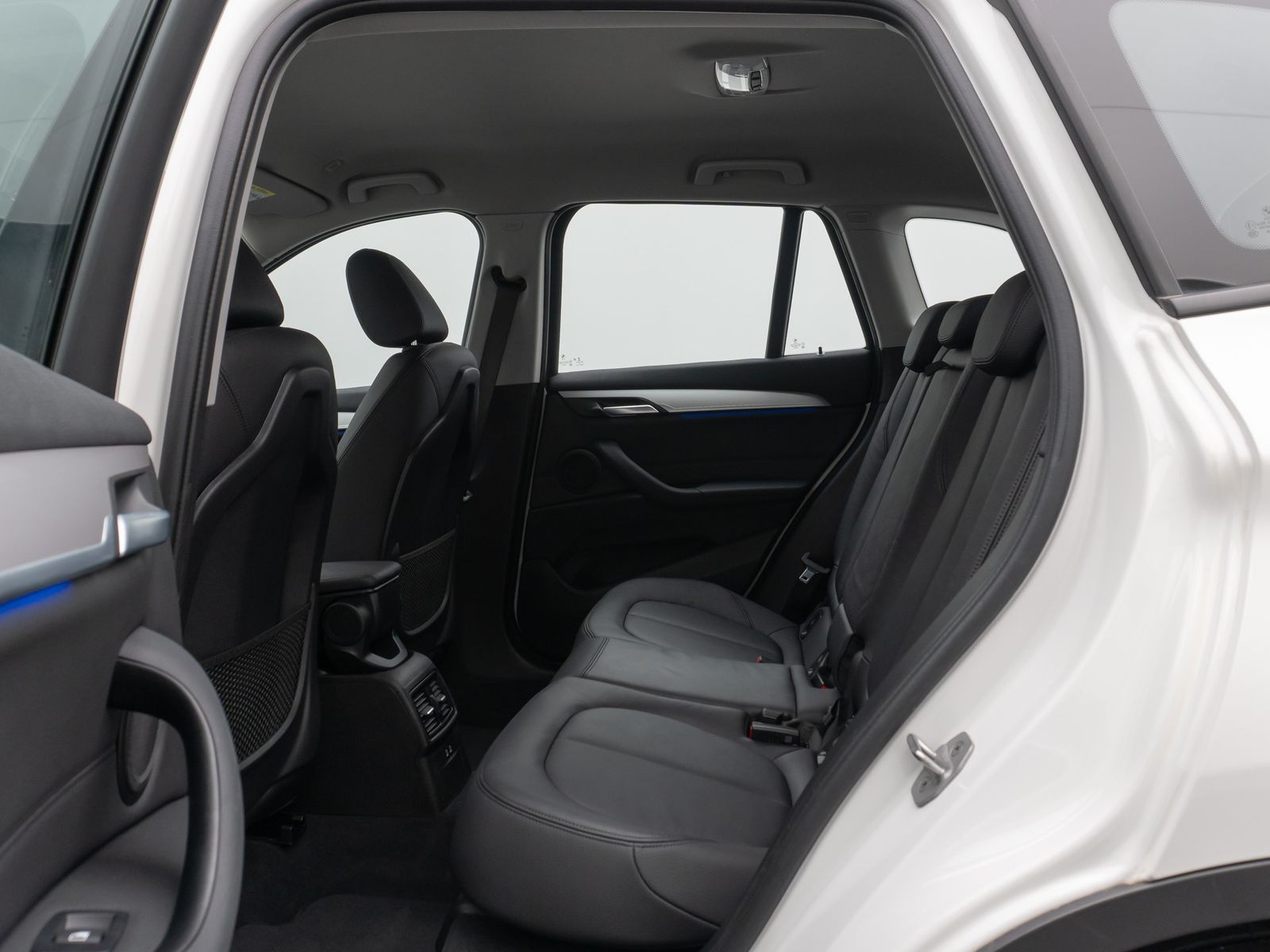Fahrzeugabbildung BMW X1 sD18i Kamera DAB Alarm LED Navi Sport Geschwi