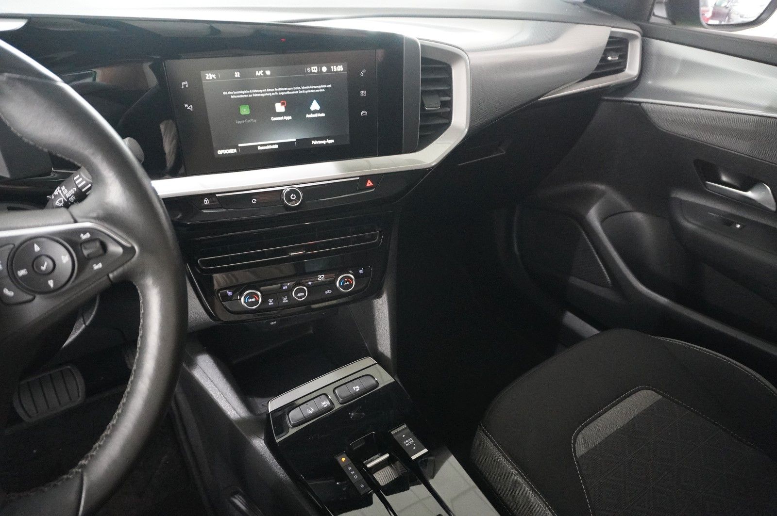 Fahrzeugabbildung Opel Mokka-e EDITION 3-PHASIG NAVI/LED/KAMERA/SH/DAB+