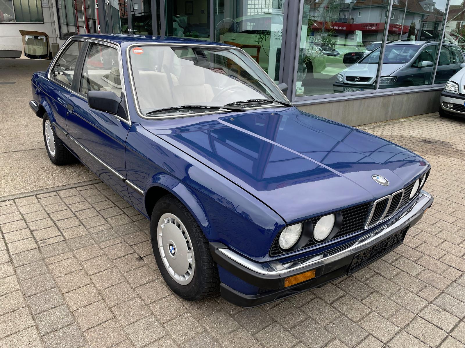 BMW 318i Coupe