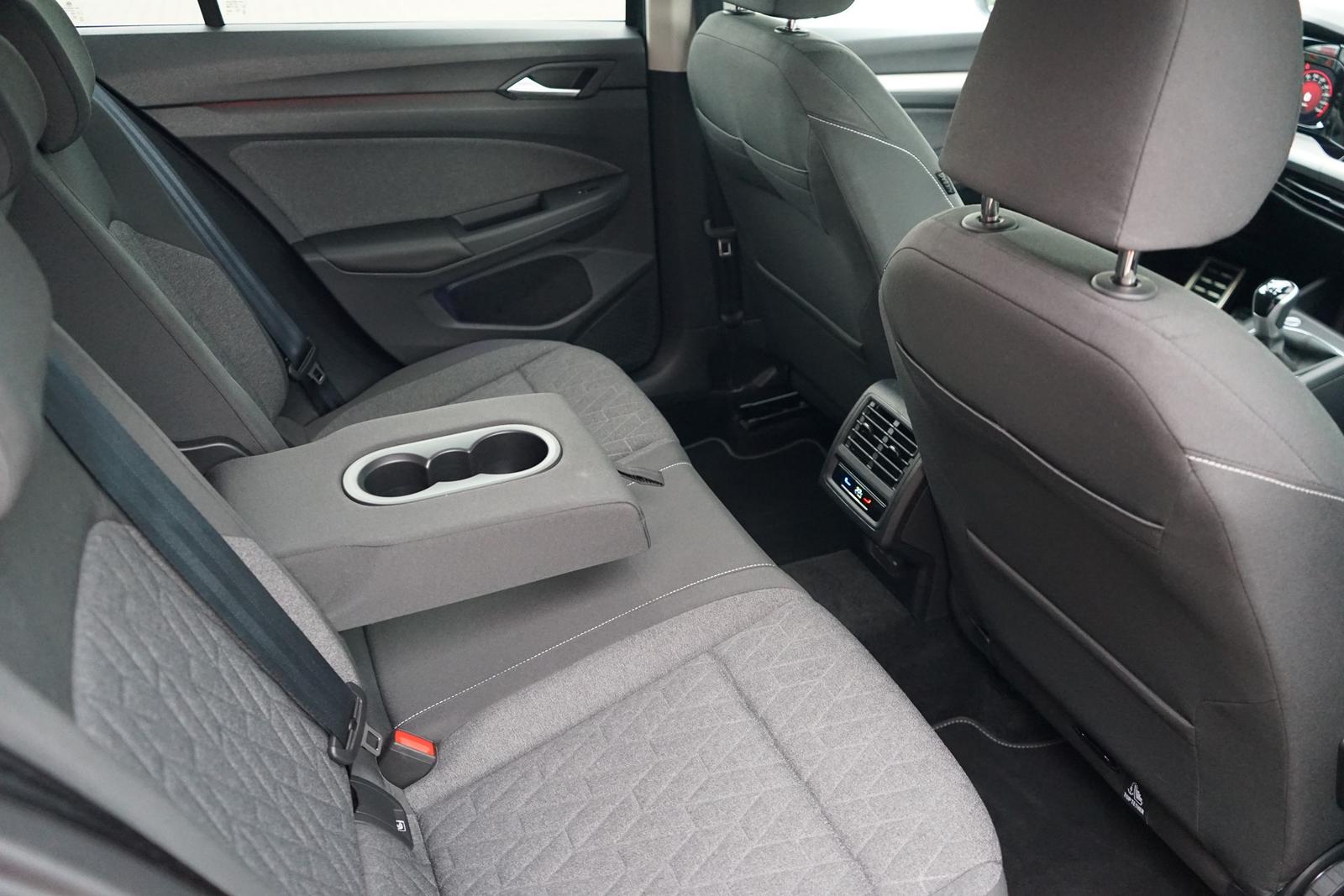 Volkswagen Golf VIII 1.0 TSI Move LED PDC App Connect, миниатюра 15