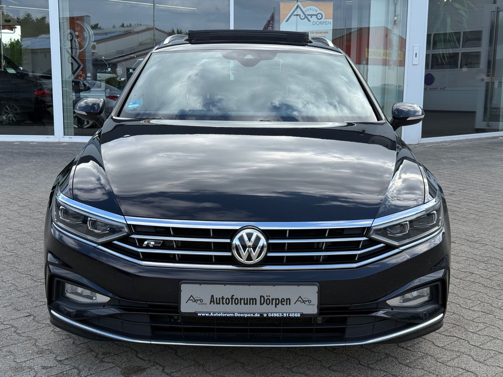 Volkswagen Passat Variant R Line*DSG*Pano*ACC*AHK*Kamera* imagem 2