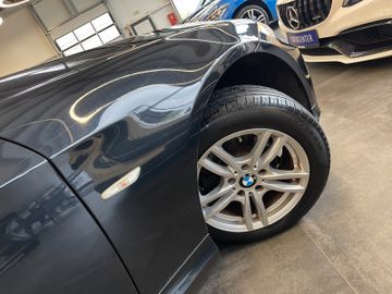 BMW 318i  Touring *NAVI*KLIMA*TEMPOMAT*>SZHZ*