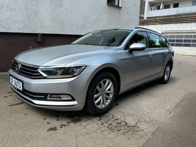 Volkswagen Passat Var. 2,0 TDI DSG Comfortline Navi