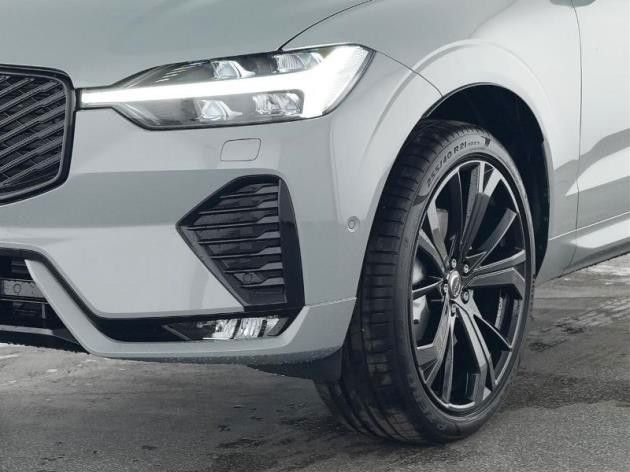 Fahrzeugabbildung Volvo XC 60 XC60 Plus Black Edition AWD
