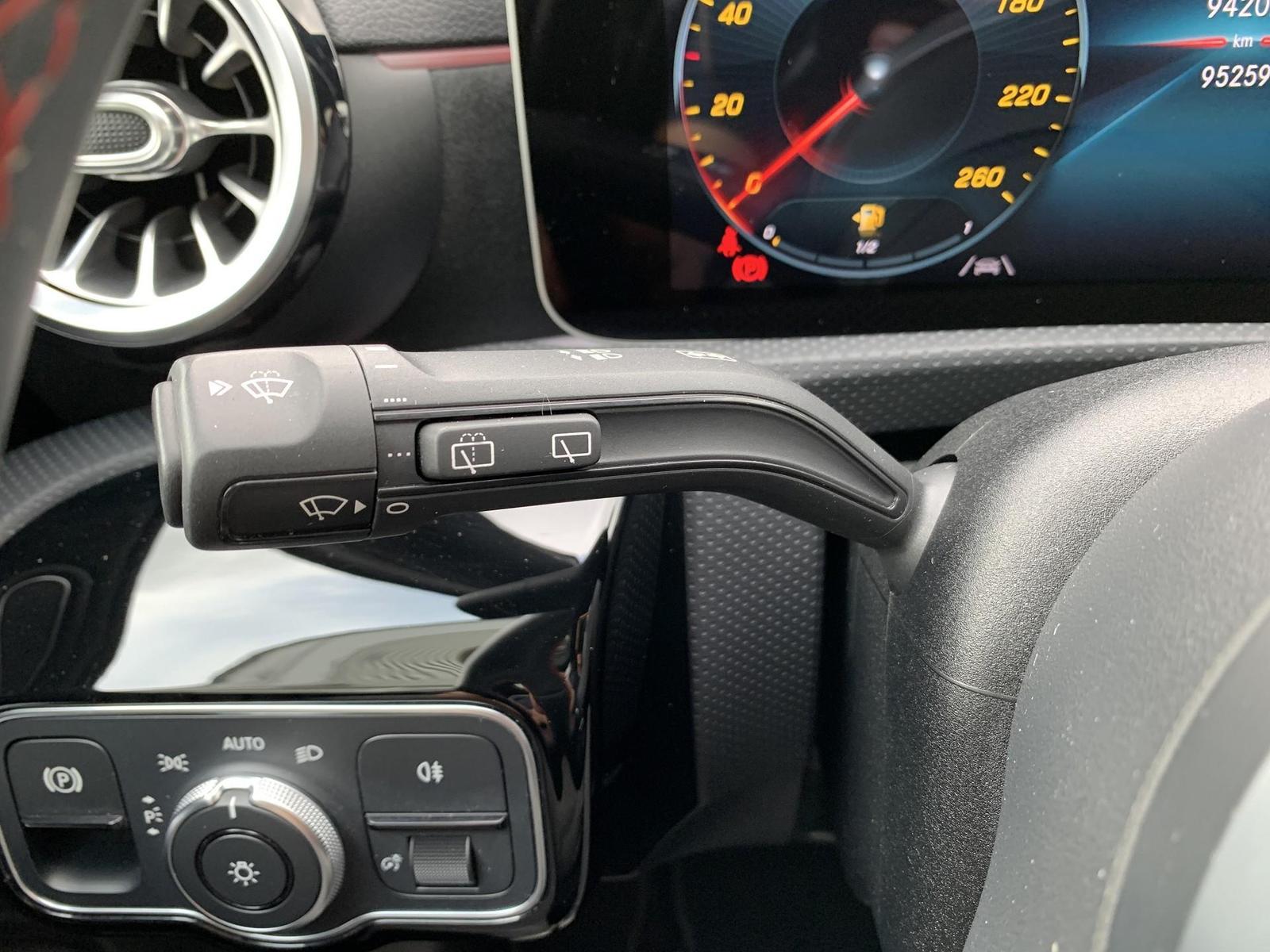 Mercedes-Benz A-Class A200 AMG-Line Ambiente+LED+Kamera+Sound, миниатюра 19