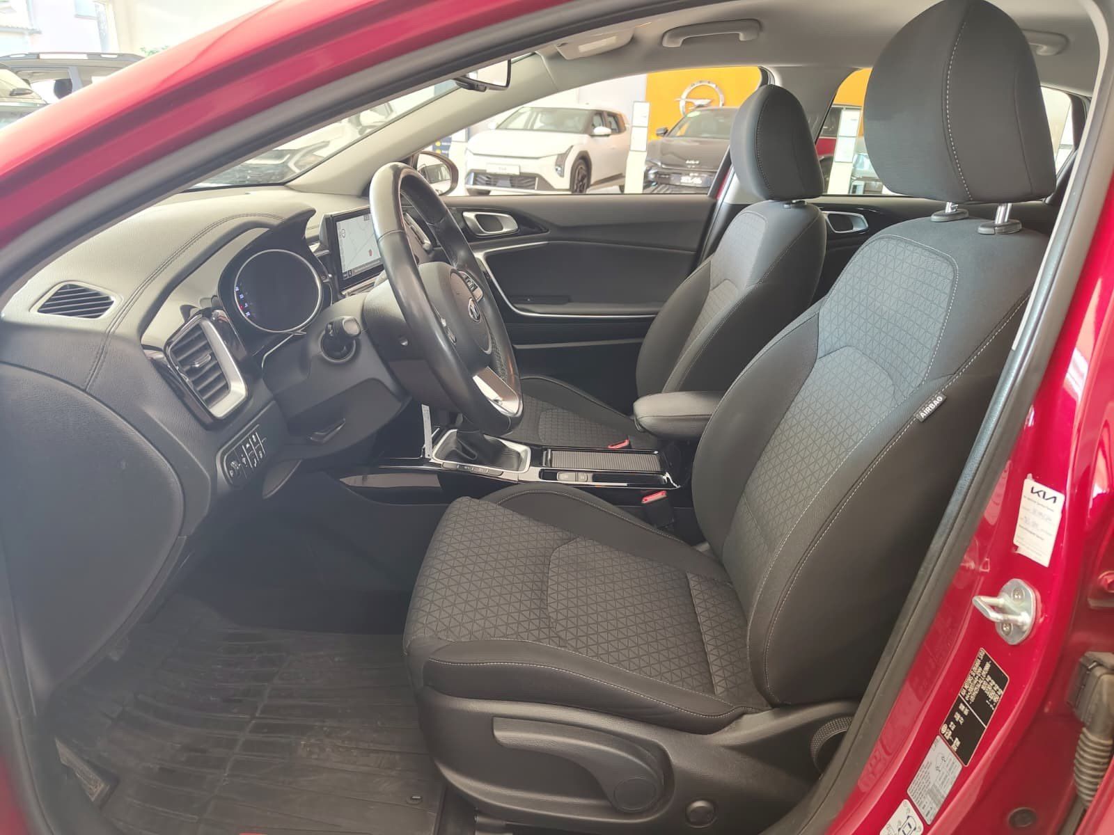 KIA cee'd Ceed 1.4 T-GDI Spirit Navi JBL Kamera – Bild 8