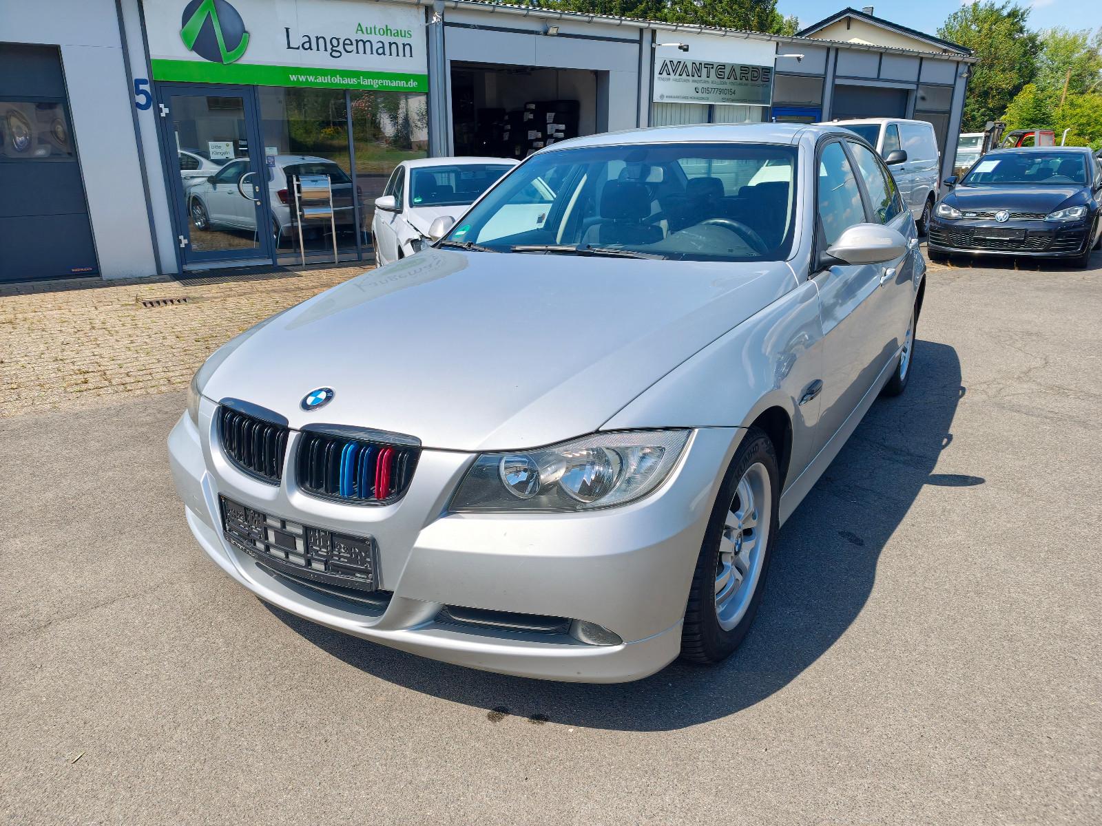 BMW 318 i Limousine Klima Sitzhz 2.Gang Springt raus