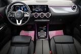 Mercedes-Benz GLA 200d 4M Progressive Leder,Navi,LED,Panorama - Mercedes-Benz GLA 200 mit Diesel-Antrieb: Schwarz