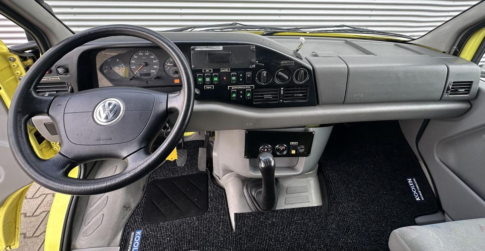 Volkswagen LT 2.8 TDI 158 PK lang Ambulance Rettungswagen