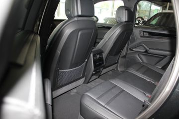 Porsche Cayenne - 10