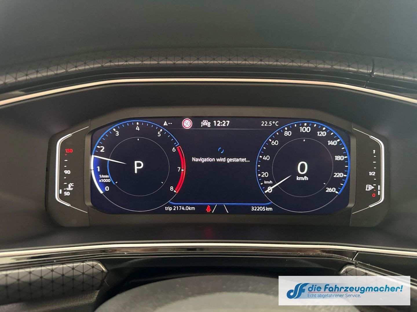 Fahrzeugabbildung Volkswagen T-Cross Style Navi Digitales Cockpit LED Dyn. Ku