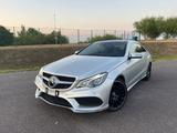 Mercedes-Benz E250d AMG-Line Pano, Standheizung -gepflegt- - Mercedes-Benz E 250: D