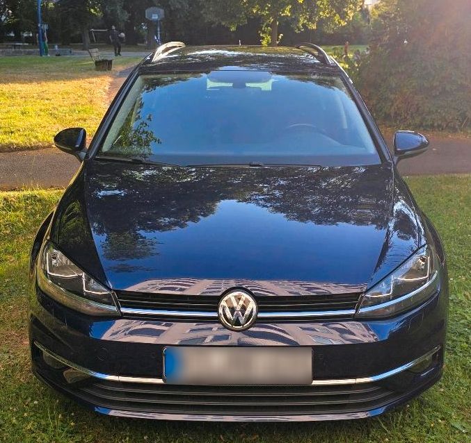 Image of Volkswagen Golf