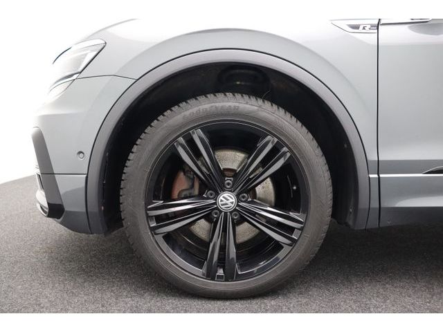 Fahrzeugabbildung Volkswagen Tiguan Highline R-Line ACC 4Motion Kamera 19