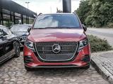 Mercedes-Benz V 300 AVANTGARDE AIRMATIC PANO ALLRAD AMG NIGHT - rote Mercedes-Benz V-Klasse