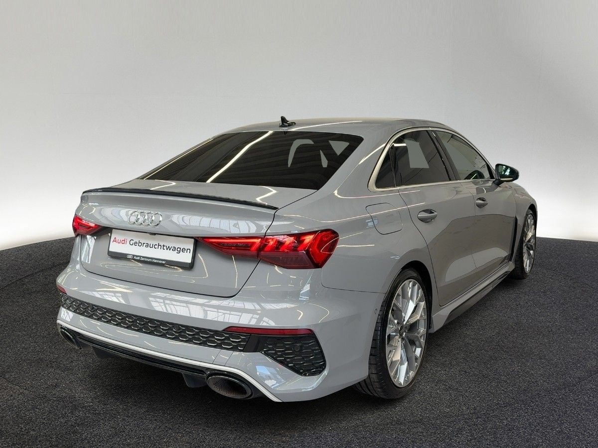 Audi RS3 - Bild 6
