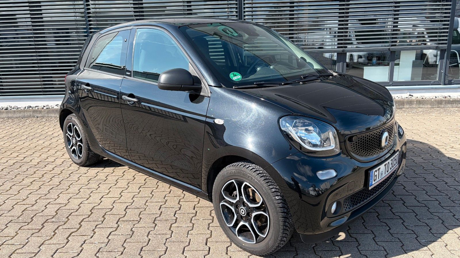 Fahrzeugabbildung Smart ForFour forfour Basis 52 kW