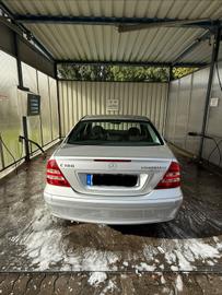صورة 5 لـ 2004 Mercedes-BENZ C 180