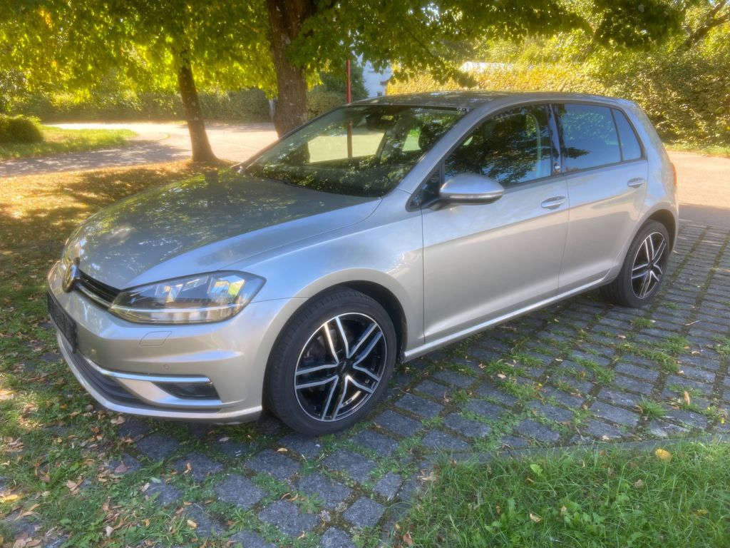Image of Volkswagen Golf