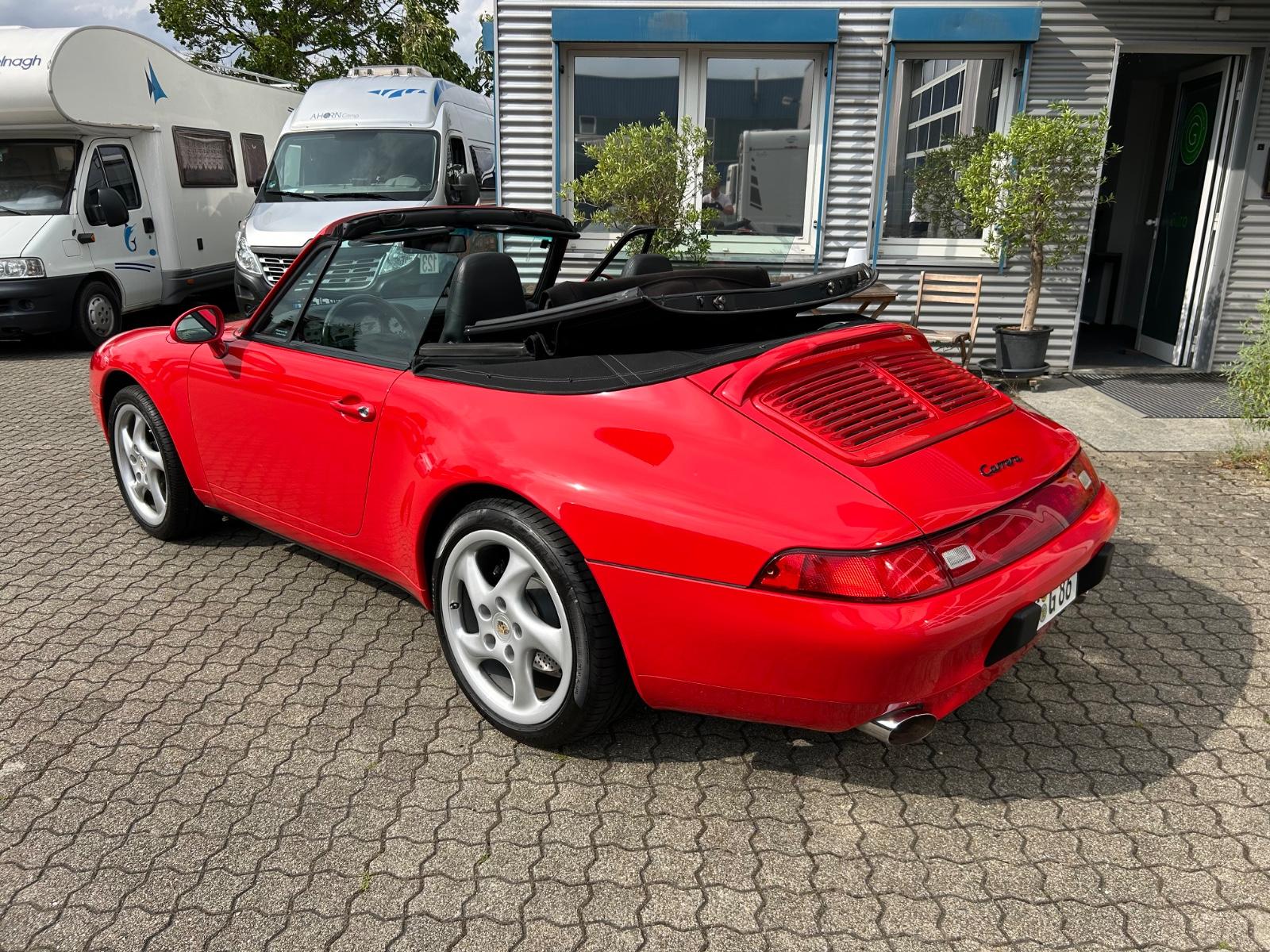 Porsche 993 Carrera Cabriolet Automatik 286PS