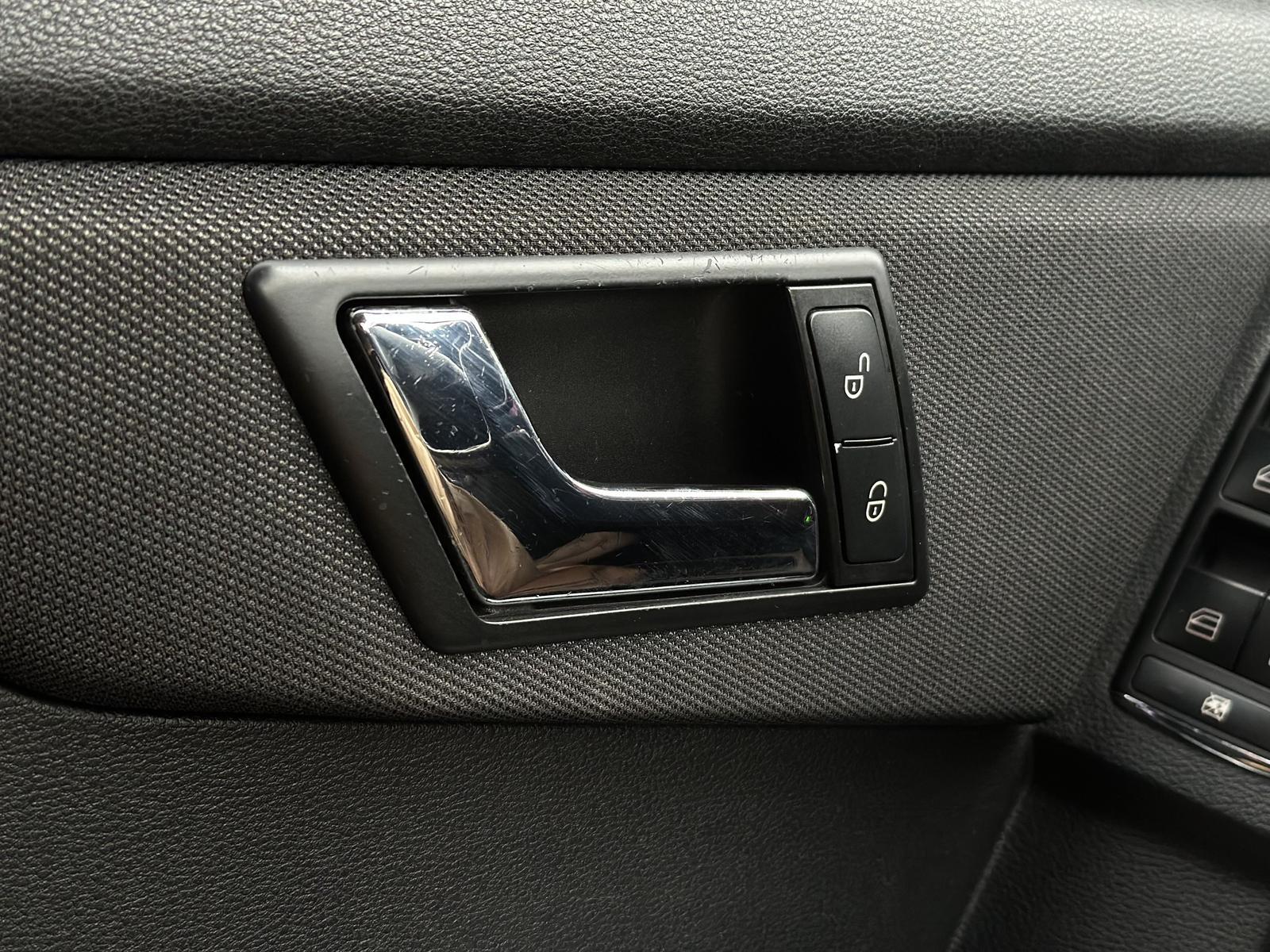 Mercedes-Benz GLK220 2009 — photo 27